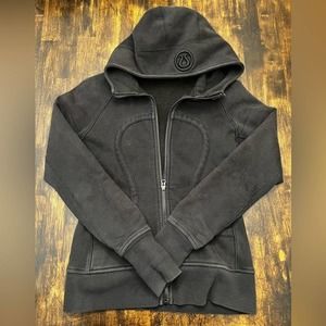 Lululemon full zip Scuba Hoodie Black size 8